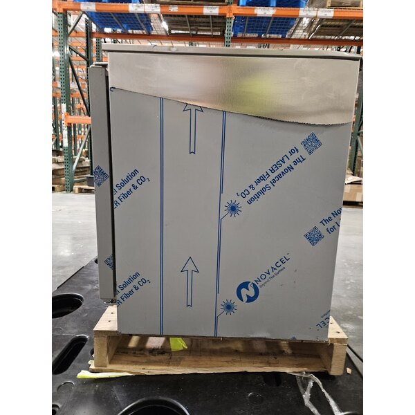 Scratch and Dent Beverage-Air UCR34HC 34" Shallow Depth Low Profile Undercounter Refrigerator