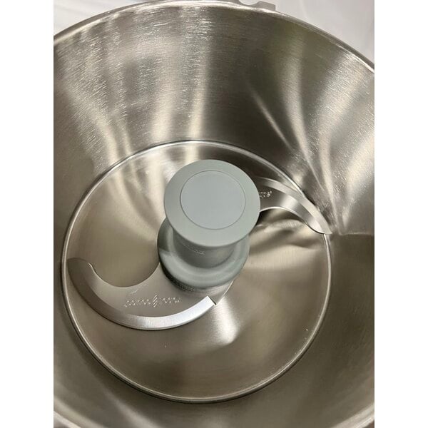 Scratch and Dent Robot Coupe R2UB 3 Qt. / 3 Liter Stainless Steel Batch Bowl Food Processor - 1 hp