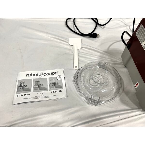 Scratch and Dent Robot Coupe R2UB 3 Qt. / 3 Liter Stainless Steel Batch Bowl Food Processor - 1 hp