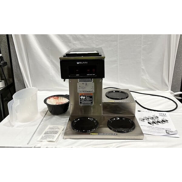 Scratch and Dent Bunn 13300.0003 VP17-3 Low Profile Pourover Coffee Brewer with 3 Warmers