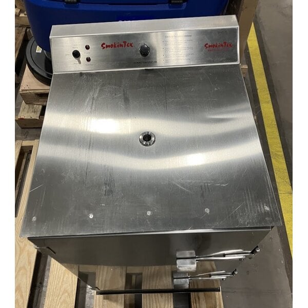 Scratch and Dent SmokinTex 1500-C Pro Series Commercial Electric Smoker - 120V, 1400W
