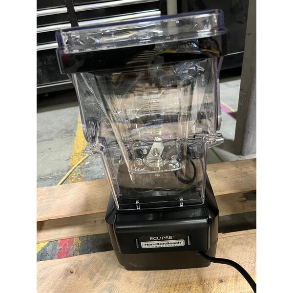 Scratch and Dent Hamilton Beach HBH755R Eclipse 64 oz. High Performance Blender - 120V, 3 hp