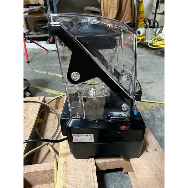 Scratch and Dent Hamilton Beach HBH755R Eclipse 64 oz. High Performance Blender - 120V, 3 hp