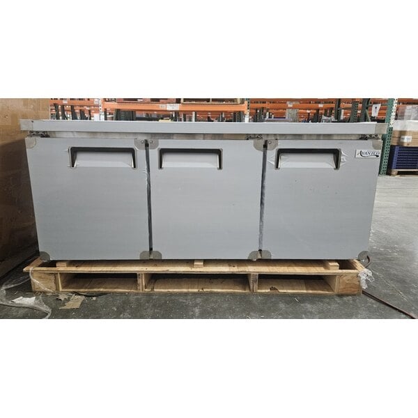 Scratch and Dent Avantco AU-72R 72" Undercounter Refrigerator