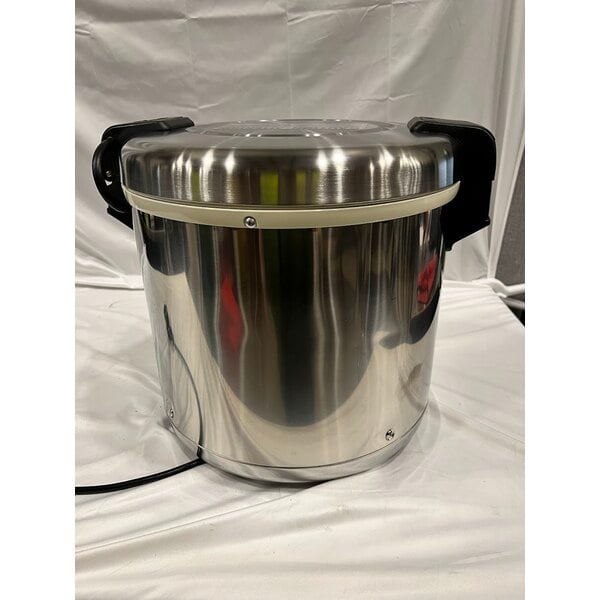 Scratch and Dent Zojirushi THA-803SA 88 Cup (Cooked) Stainless Steel Electric Rice Warmer with Removable Pot - 120V, 77W