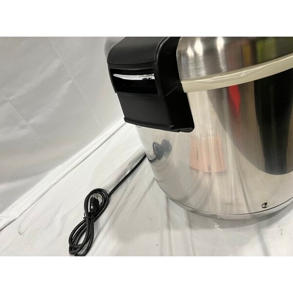 Scratch and Dent Zojirushi THA-803SA 88 Cup (Cooked) Stainless Steel Electric Rice Warmer with Removable Pot - 120V, 77W