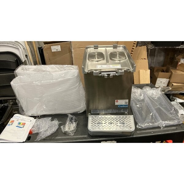 Scratch and Dent Crathco SR-2E-16 Classic Pro Bubbler Double 2.4 Gallon Bowl Refrigerated Beverage Dispenser - 120V