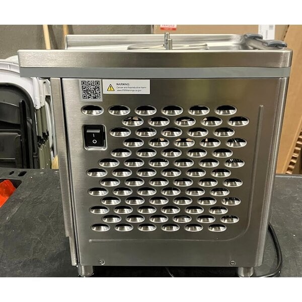 Scratch and Dent Crathco SR-2E-16 Classic Pro Bubbler Double 2.4 Gallon Bowl Refrigerated Beverage Dispenser - 120V