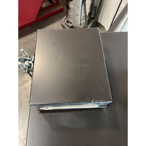 Scratch and Dent Old Country BBQ Pits 1133OFSM Insulated Gravity-Fed Smoker