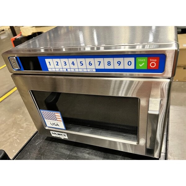 Scratch and Dent Solwave Ameri-Series Space Saver Heavy-Duty Stainless Steel Commercial Microwave with Push Button Controls - 120V, 1,200W