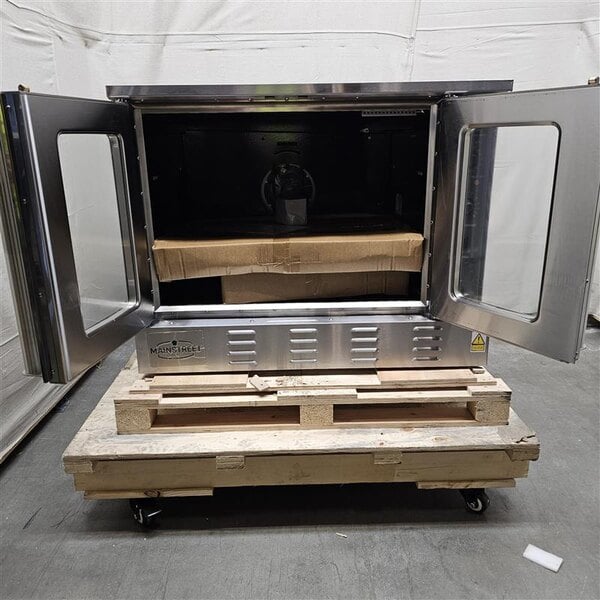 Scratch and Dent MainStreet Equipment CG1-L Single Deck Full Size Liquid Propane Convection Oven with Legs - 54,000 BTU