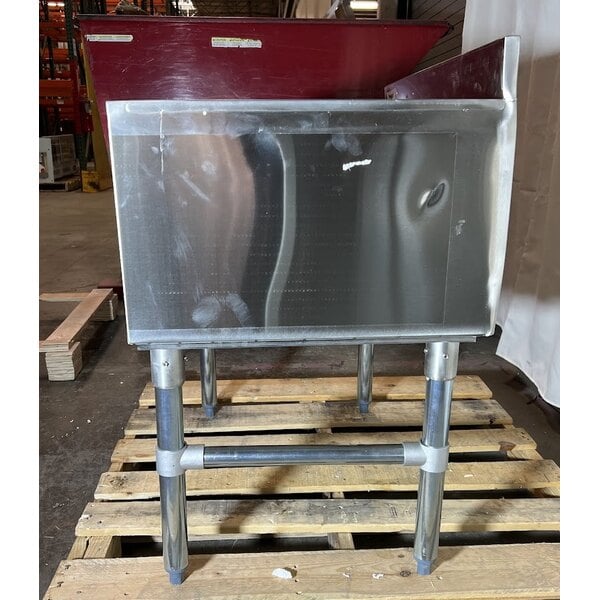 Scratch and Dent Regency 21" x 30" Underbar Ice Bin with 10 Circuit Post-Mix Cold Plate and Bottle Holders - 65 lb.