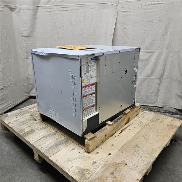 Scratch and Dent Scotsman MC0530MWX-1A Prodigy Elite® Series 30" Water-Cooled Medium Cube Ice Machine - 507 lb., 115V