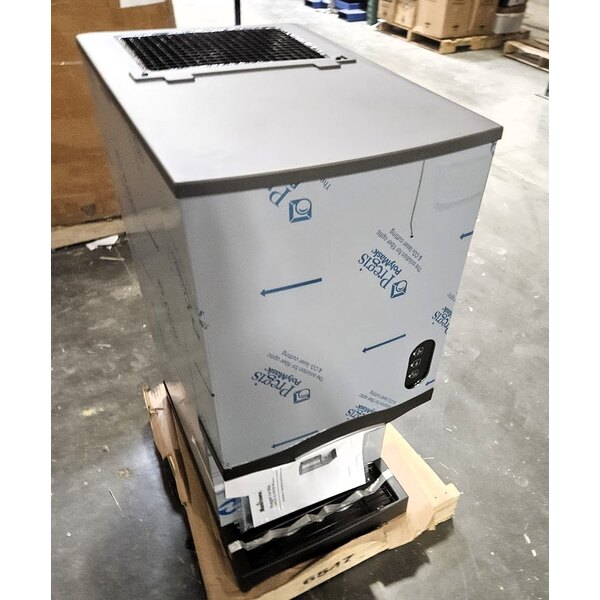 Scratch and Dent Manitowoc CNF0201A-L NEO 16 1/4" Air Cooled Countertop Nugget Ice Maker / Dispenser - 10 lb. Bin with Lever Dispensing - 115V
