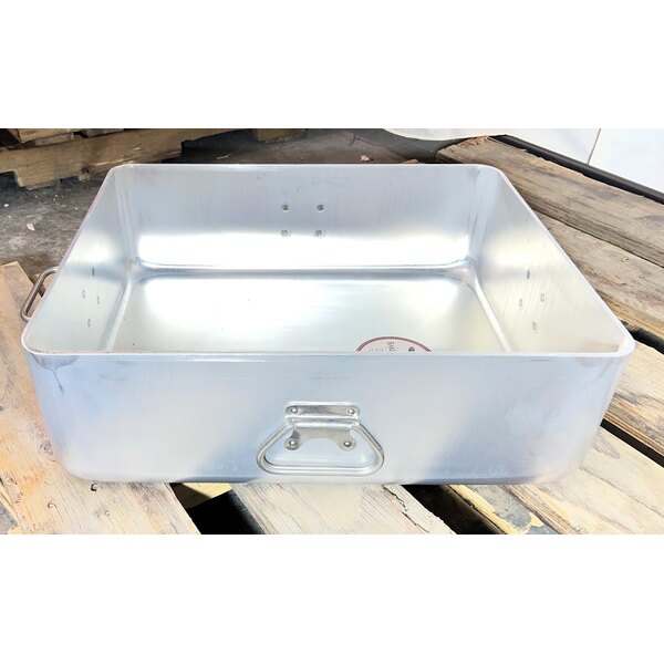 Scratch and Dent Vollrath 68391 Wear-Ever 42 Qt. Aluminum Roasting Pan with Handles - 20 7/8" x 17 3/8" x 7"