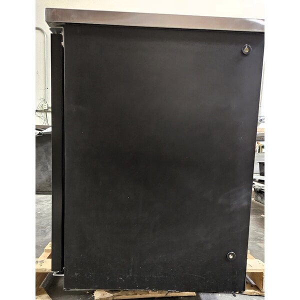 Scratch and Dent Avantco UDD-4-HC Black Kegerator / Beer Dispenser with (2) 2 Tap Towers - (3) 1/2 Keg Capacity