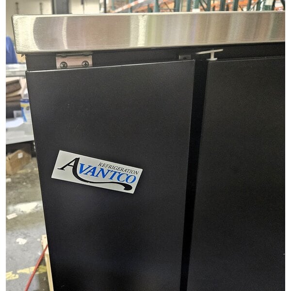 Scratch and Dent Avantco UDD-4-HC Black Kegerator / Beer Dispenser with (2) 2 Tap Towers - (3) 1/2 Keg Capacity