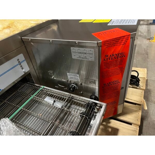 Scratch and Dent Lincoln 3240-000-N-K2302 Impinger 3240 Series FastBake Natural Gas Conveyor Oven, Bidirectional Operation - 115,000 BTU
