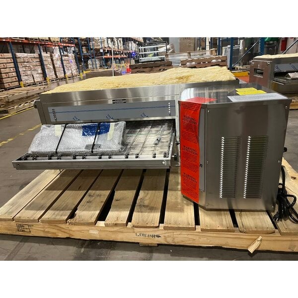 Scratch and Dent Lincoln 3240-000-N-K2302 Impinger 3240 Series FastBake Natural Gas Conveyor Oven, Bidirectional Operation - 115,000 BTU