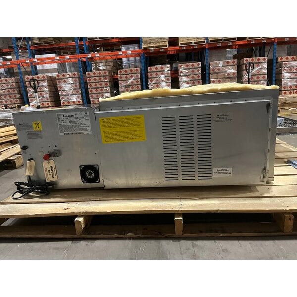 Scratch and Dent Lincoln 3240-000-N-K2302 Impinger 3240 Series FastBake Natural Gas Conveyor Oven, Bidirectional Operation - 115,000 BTU
