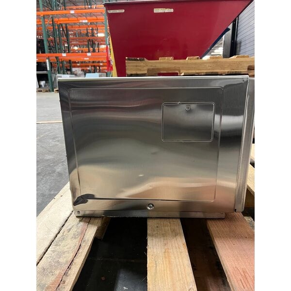 Scratch and Dent Solwave Ameri-Series Medium-Duty Stainless Steel Commercial Microwave with Push Button Controls - 120V, 1,200W