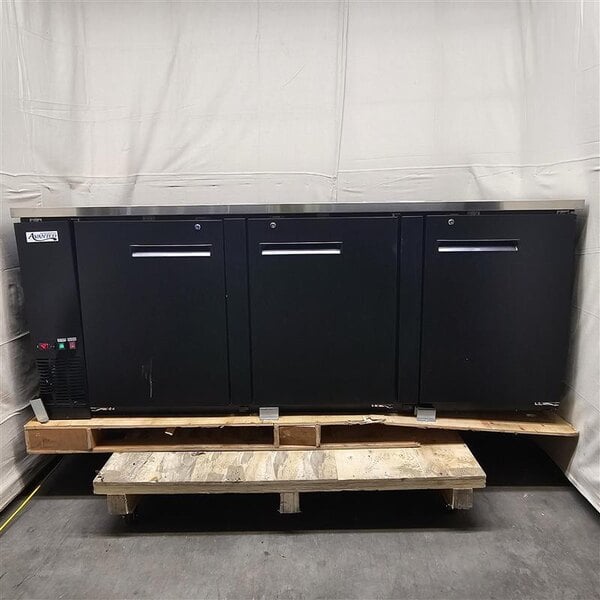 Scratch and Dent Avantco UDD-4-HC Black Kegerator / Beer Dispenser with (2) 2 Tap Towers - (3) 1/2 Keg Capacity