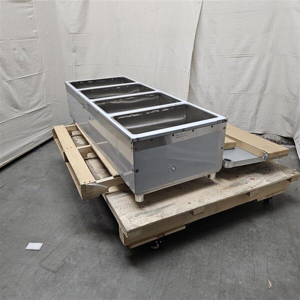 Scratch and Dent ServIt Four Pan Open Well Electric Steam Table with Adjustable Undershelf - 208/240V, 3000W