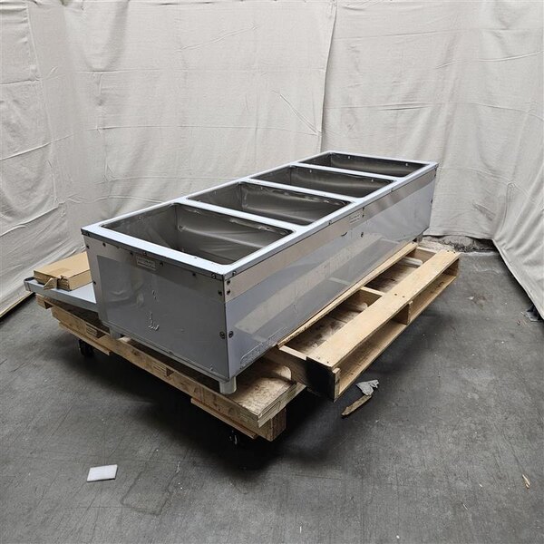 Scratch and Dent ServIt Four Pan Open Well Electric Steam Table with Adjustable Undershelf - 208/240V, 3000W