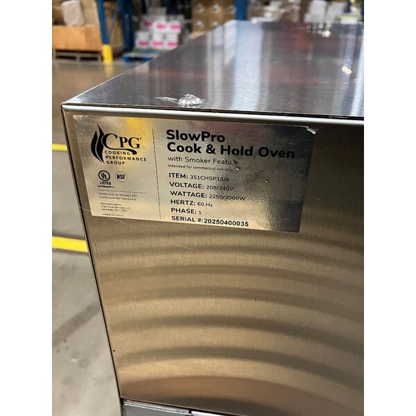 Scratch and Dent Cooking Performance Group SlowPro CHSP1SM Cook and Hold Oven with Smoker Feature - 208/240V, 2250/3000W
