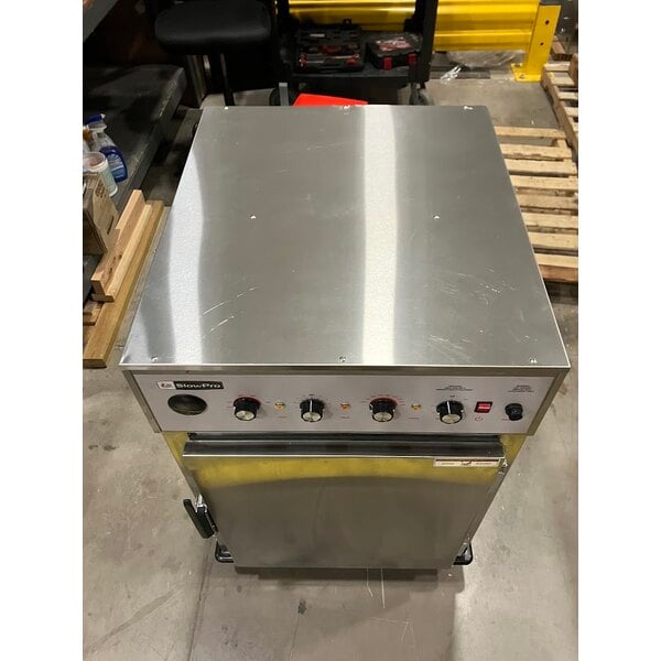 Scratch and Dent Cooking Performance Group SlowPro CHSP1SM Cook and Hold Oven with Smoker Feature - 208/240V, 2250/3000W