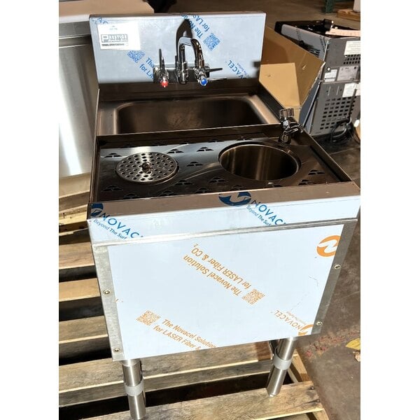 Scratch and Dent Advance Tabco PRCS-25-18 Prestige Series 25" x 18" Underbar Hand Sink with Glass Rinser and Dipper Well