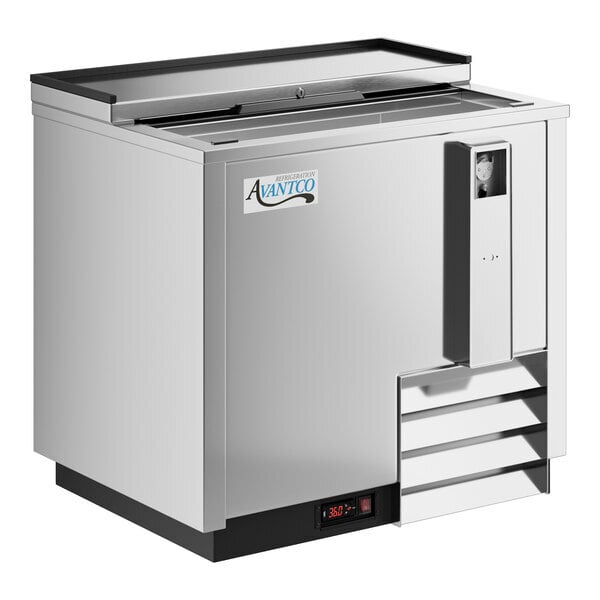 Scratch and Dent Avantco HBB-36-HC-S 36" Stainless Steel Horizontal Bottle Cooler