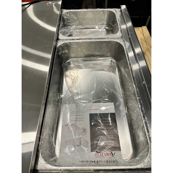Scratch and Dent Avantco BW48 Stainless Steel 48 Hot Dog Bun Warmer - 120V, 600W