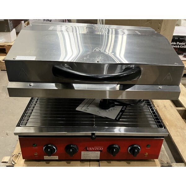 Scratch and Dent Avantco SAL23M 23" Electric Countertop Salamander - 208/240V, 3450/4000W