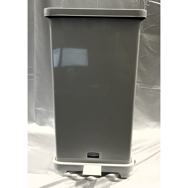 Scratch and Dent Rubbermaid® FGST24EPLWH The Defenders 13 Gallon Steel White Square Medical Step Can with Rigid Plastic Liner