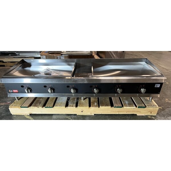 Scratch and Dent Cooking Performance Group GTU-CPG-72-L Ultra Series 72" Chrome Plated Liquid Propane 6-Burner Countertop Griddle - 180,000 BTU