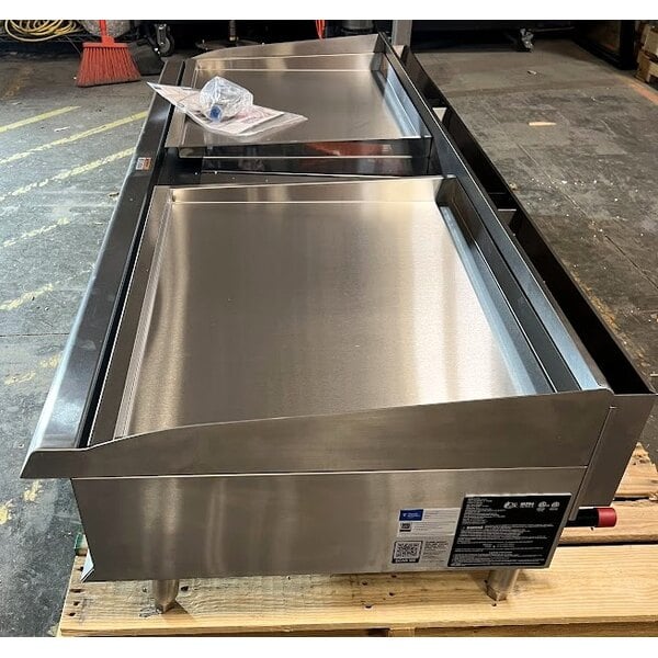 Scratch and Dent Cooking Performance Group GTU-CPG-72-L Ultra Series 72" Chrome Plated Liquid Propane 6-Burner Countertop Griddle - 180,000 BTU