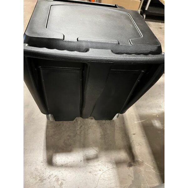 Scratch and Dent Choice 125 lb. Black Mobile Ice Bin