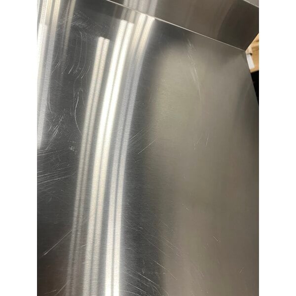 Scratch and Dent Avantco ZWT-27R-HC 27" Front Breathing Worktop Refrigerator with 3 1/2" Backsplash