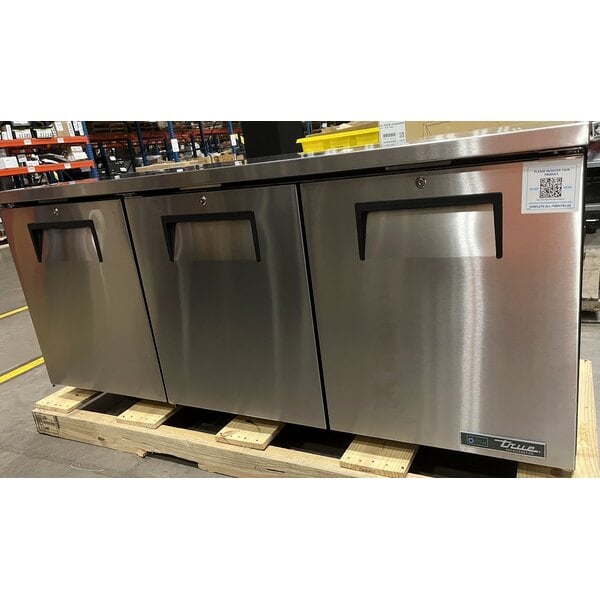 Scratch and Dent True TUC-72-HC 72 3/8" Undercounter Refrigerator
