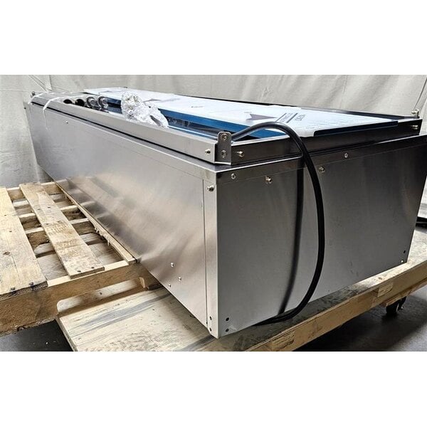 Scratch and Dent Avantco STE-5S Five Pan Open Well Electric Steam Table with Undershelf - 208/240V, 3750W
