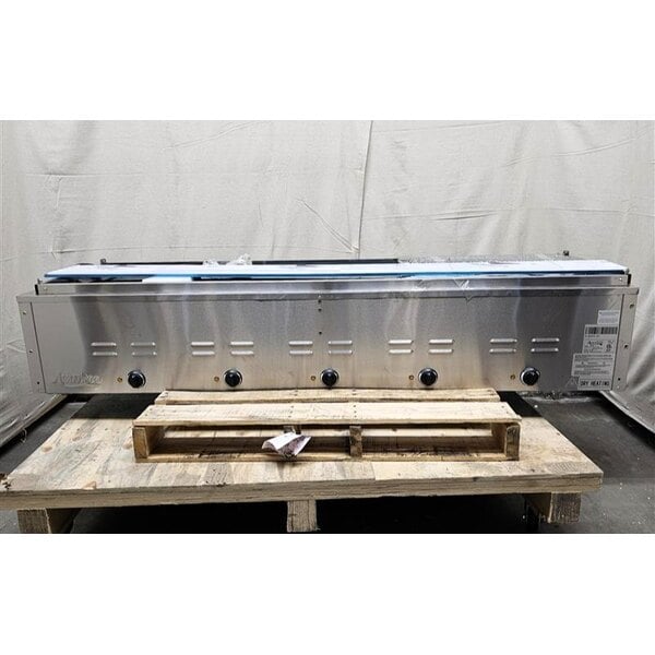 Scratch and Dent Avantco STE-5S Five Pan Open Well Electric Steam Table with Undershelf - 208/240V, 3750W