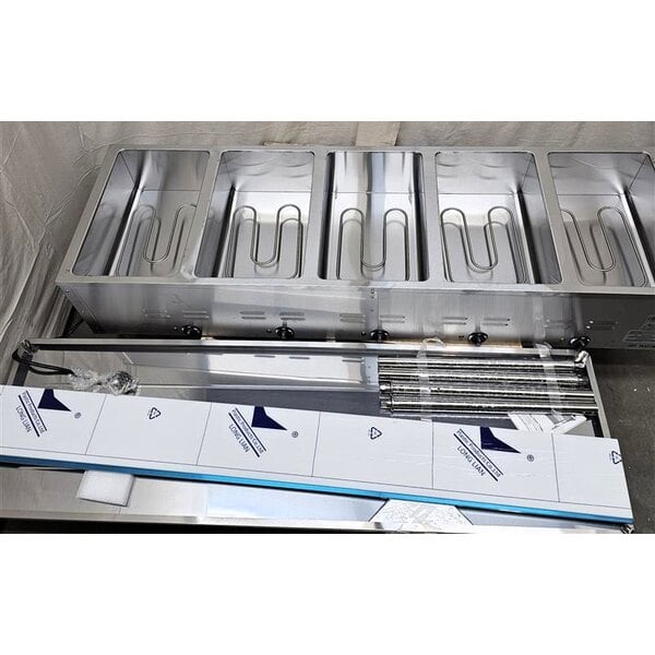 Scratch and Dent Avantco STE-5S Five Pan Open Well Electric Steam Table with Undershelf - 208/240V, 3750W