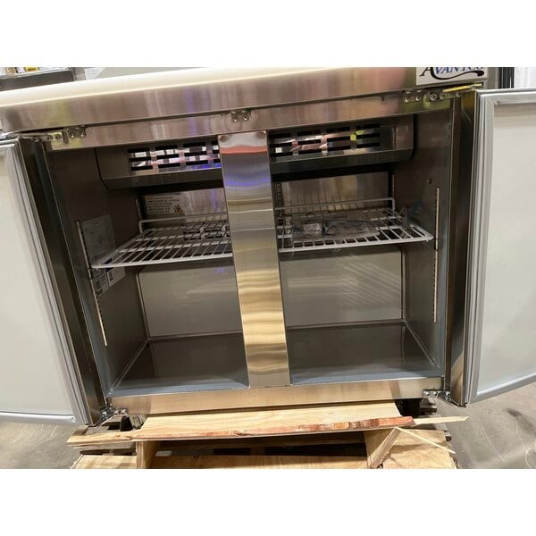 Scratch and Dent Avantco APT-36-HC 36" 2 Door Refrigerated Sandwich Prep Table