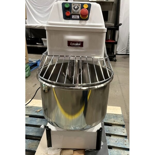 Scratch and Dent Estella SM30 30 Qt. / 42 lb. Two-Speed Spiral Dough Mixer - 120V, 2 HP