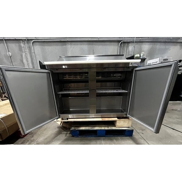 Scratch and Dent Avantco SS-PT-48-HC 46 3/4" 2 Door Stainless Steel Refrigerated Sandwich Prep Table
