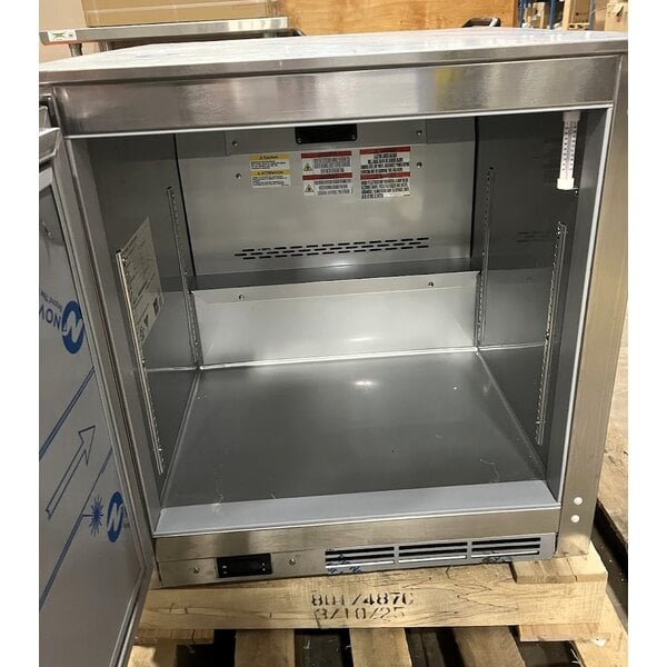 Scratch and Dent Beverage-Air UCF27AHC-24-23 27" Low Profile Undercounter Freezer with Left Hinged Door