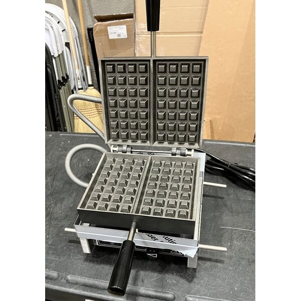 Scratch and Dent Krampouz WECCHCAS 4" x 7" Liege Style Single Belgian Waffle Maker with 90-Degree Opening - 120V, 1,440W