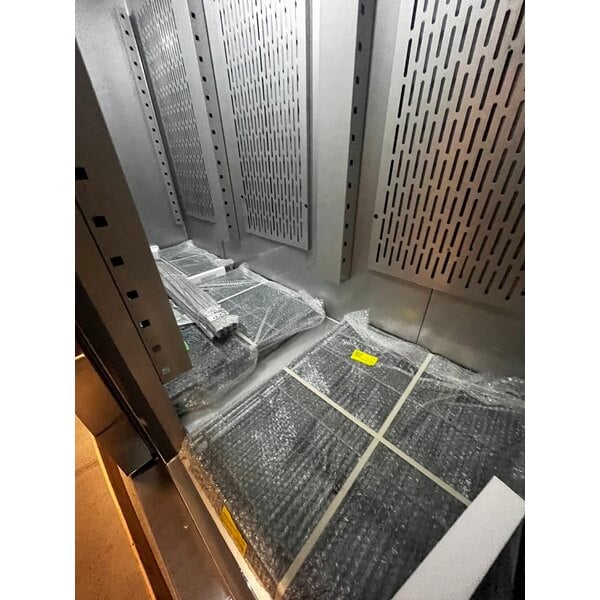 Scratch and Dent Avantco SS-3R-HC 81 5/16" Stainless Steel Solid Door Reach-In Refrigerator