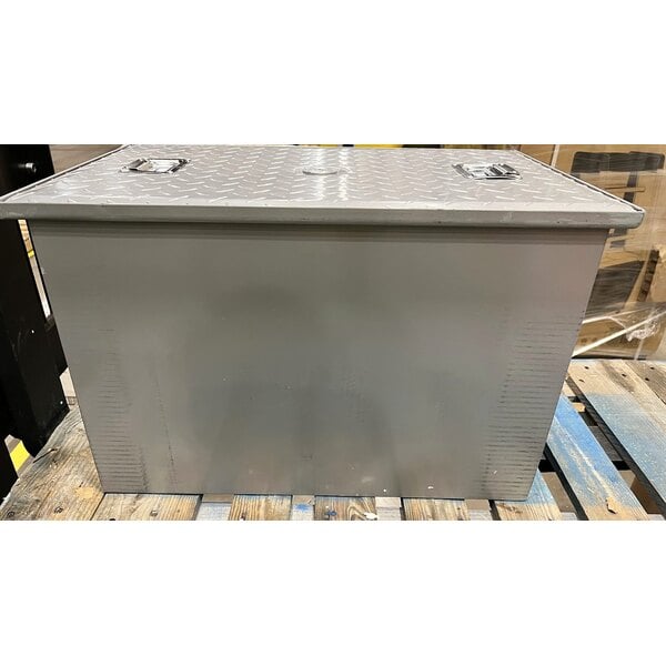 Scratch and Dent Regency 40 lb. 20 GPM Grease Trap with 3" Non-Threaded Connections - PDI Certified
